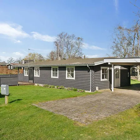 Lovely Within Walking Distance To The Sea * Brenderup