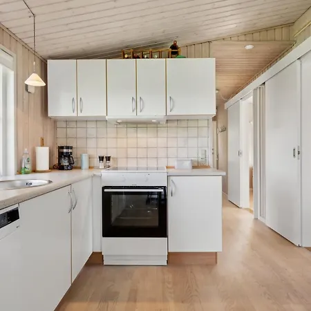 Lovely Within Walking Distance To The Sea Сasa de vacaciones